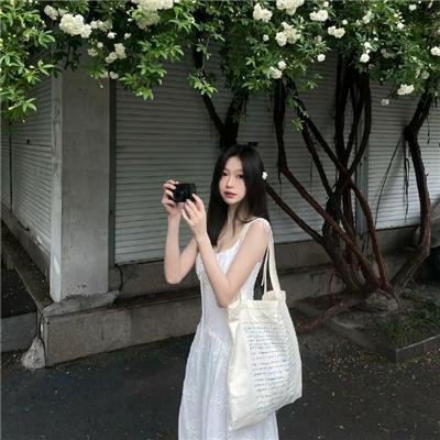 亚历珊卓